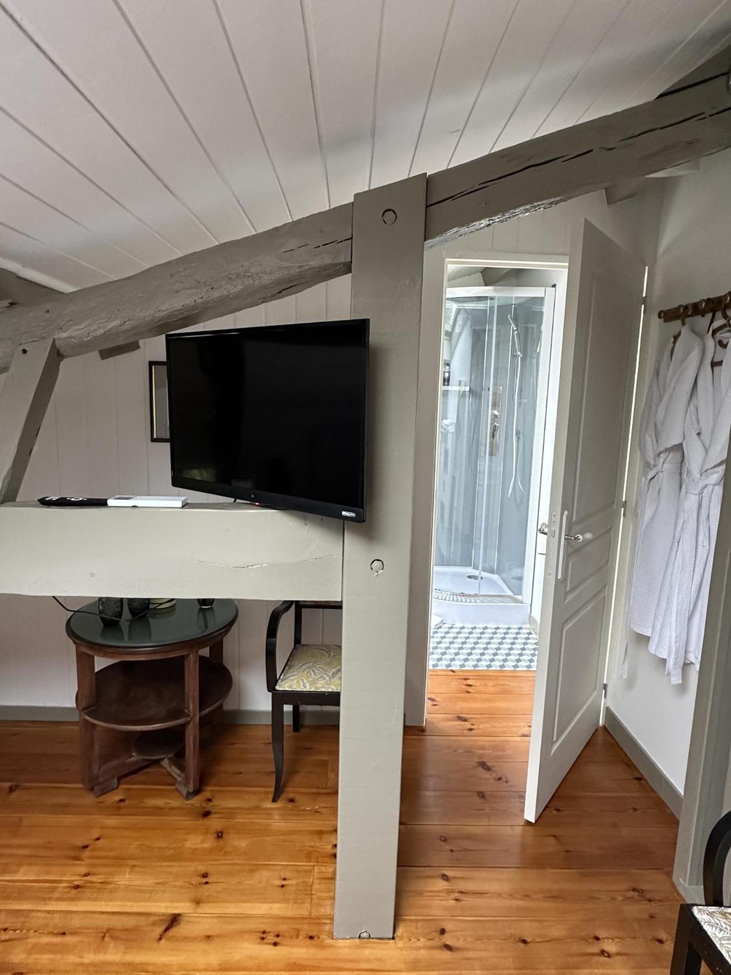 Maison Jeroboam Saint-Estèphe Habitación foto